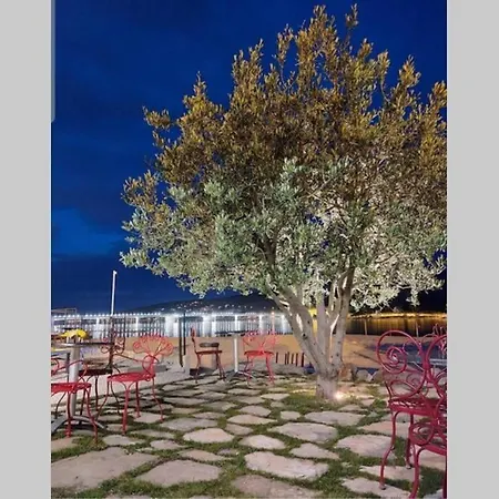 Oleandar Apartment Trogir Exterior photo