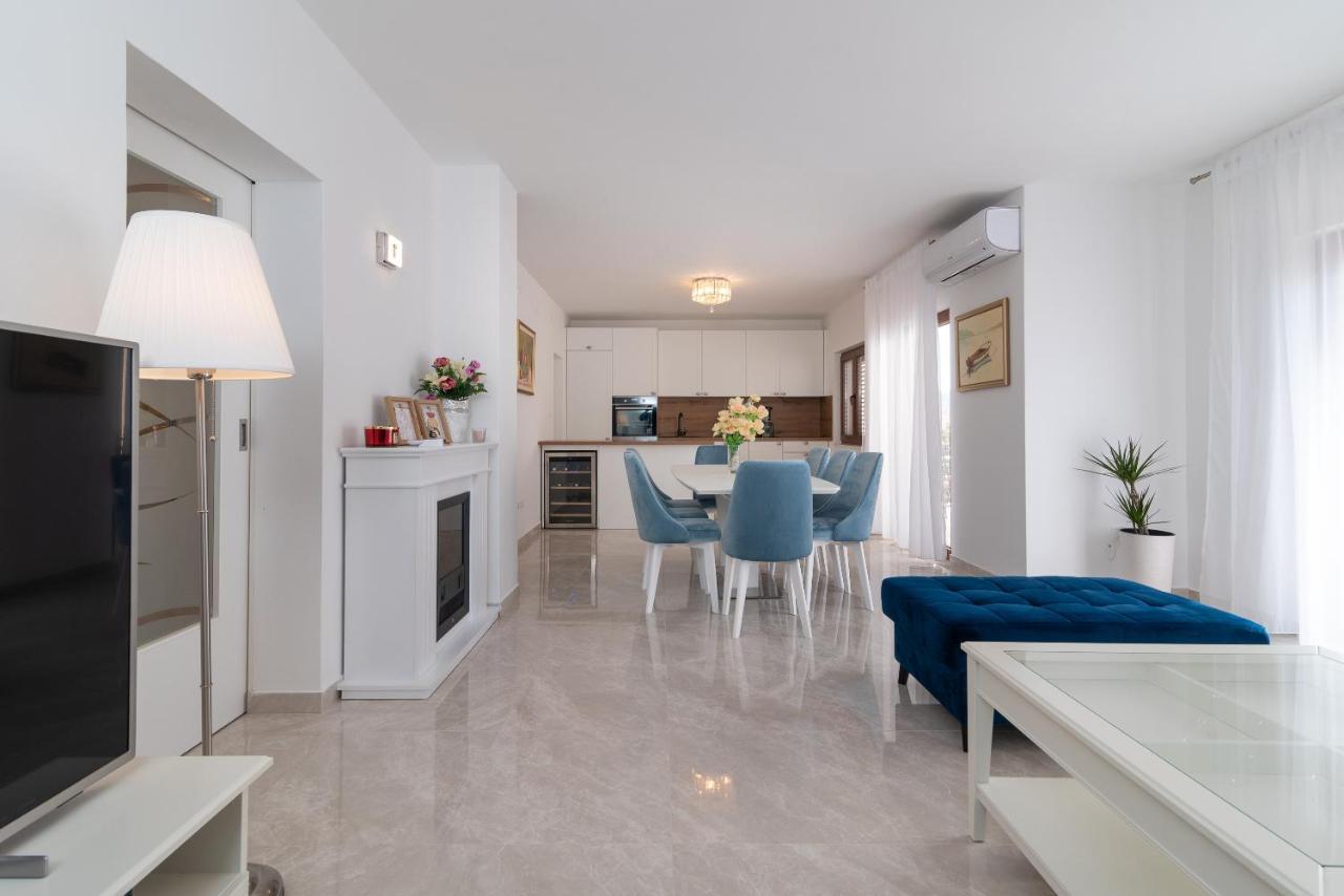 Oleandar Apartman Trogir